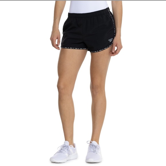 Reebok Women’s Large Fast Track Shorts - Built-In Brief - Picture 1 of 5